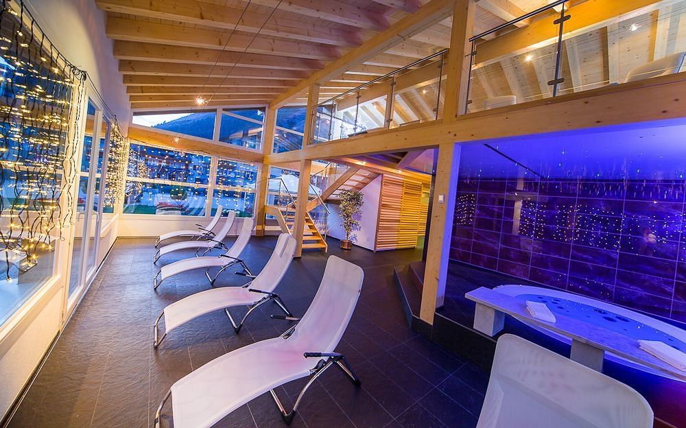 Wellness- Und Schneesporthotel Christiania Saas-Almagell Exterior photo